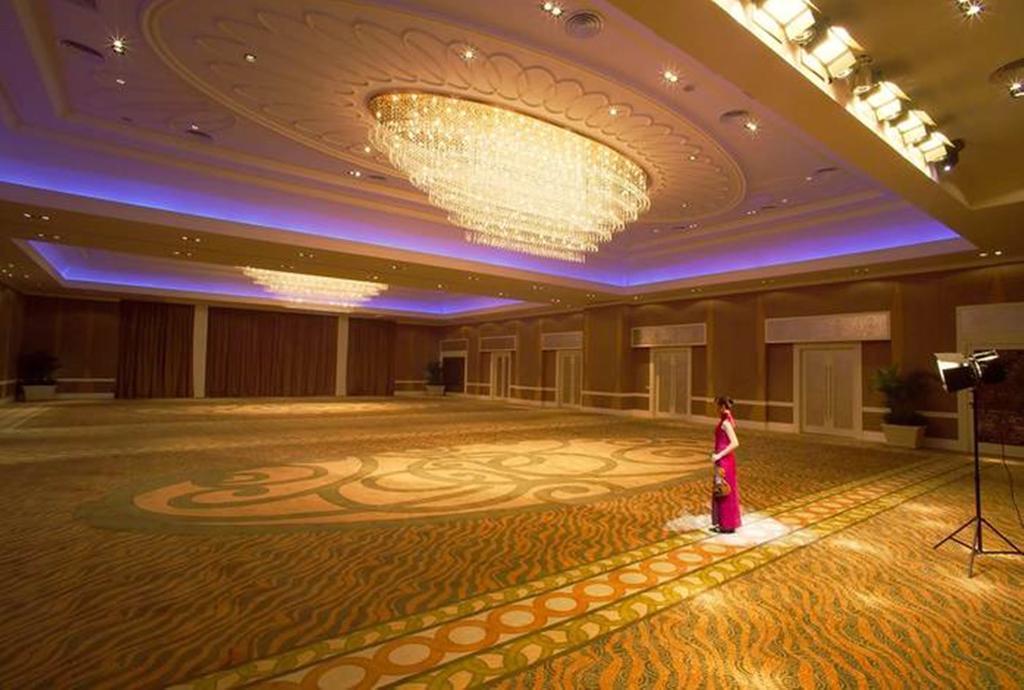 New Century Grand Hotel Khai Phong Ngoại thất bức ảnh