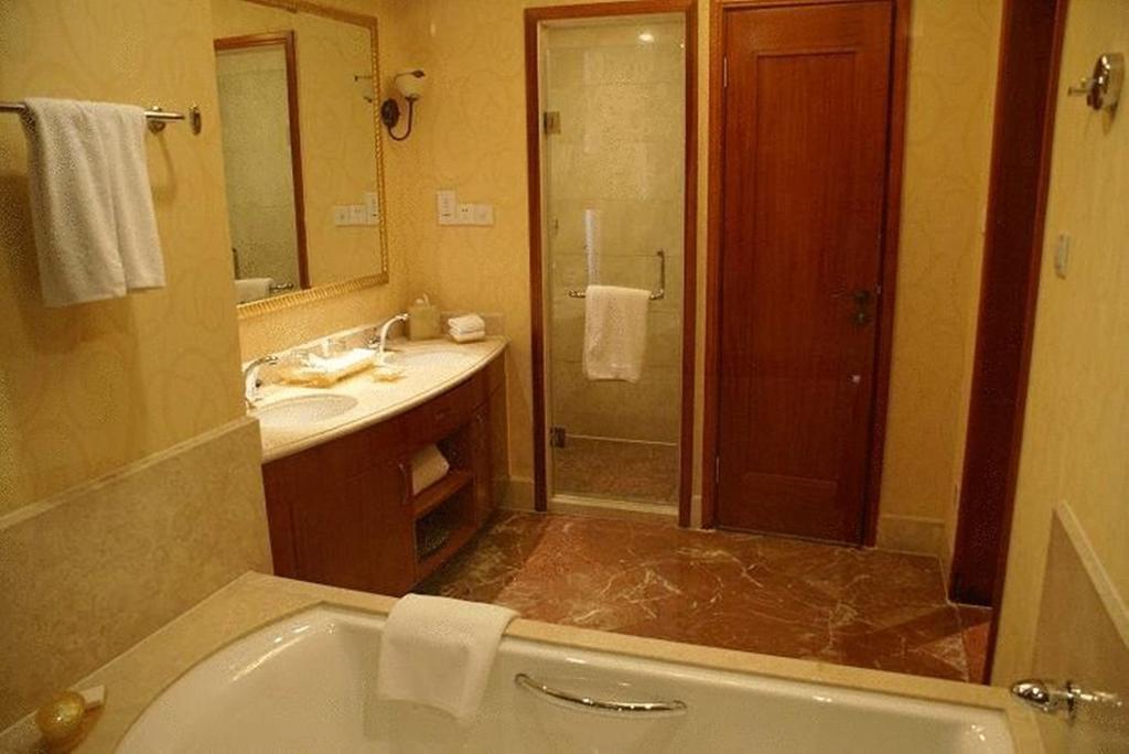 New Century Grand Hotel Khai Phong Ngoại thất bức ảnh
