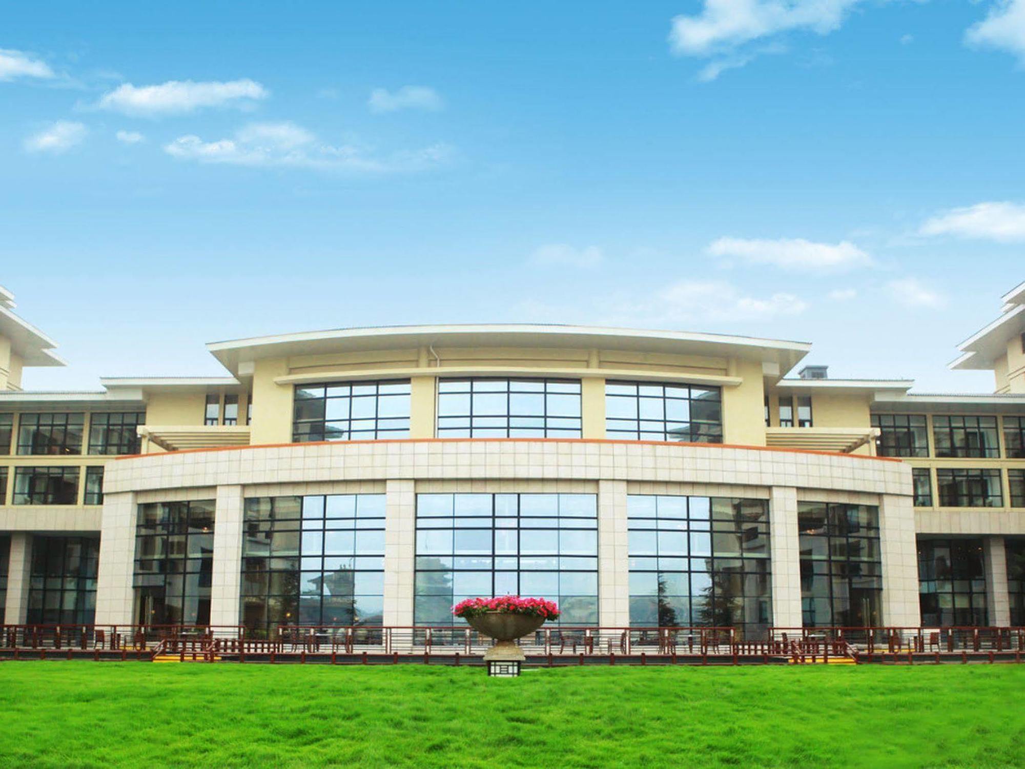 New Century Grand Hotel Khai Phong Ngoại thất bức ảnh